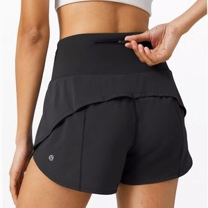 Lululemon Black Speed up highwaisted short…
